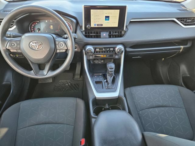 Used 2024 Toyota RAV4 XLE FWD image 11