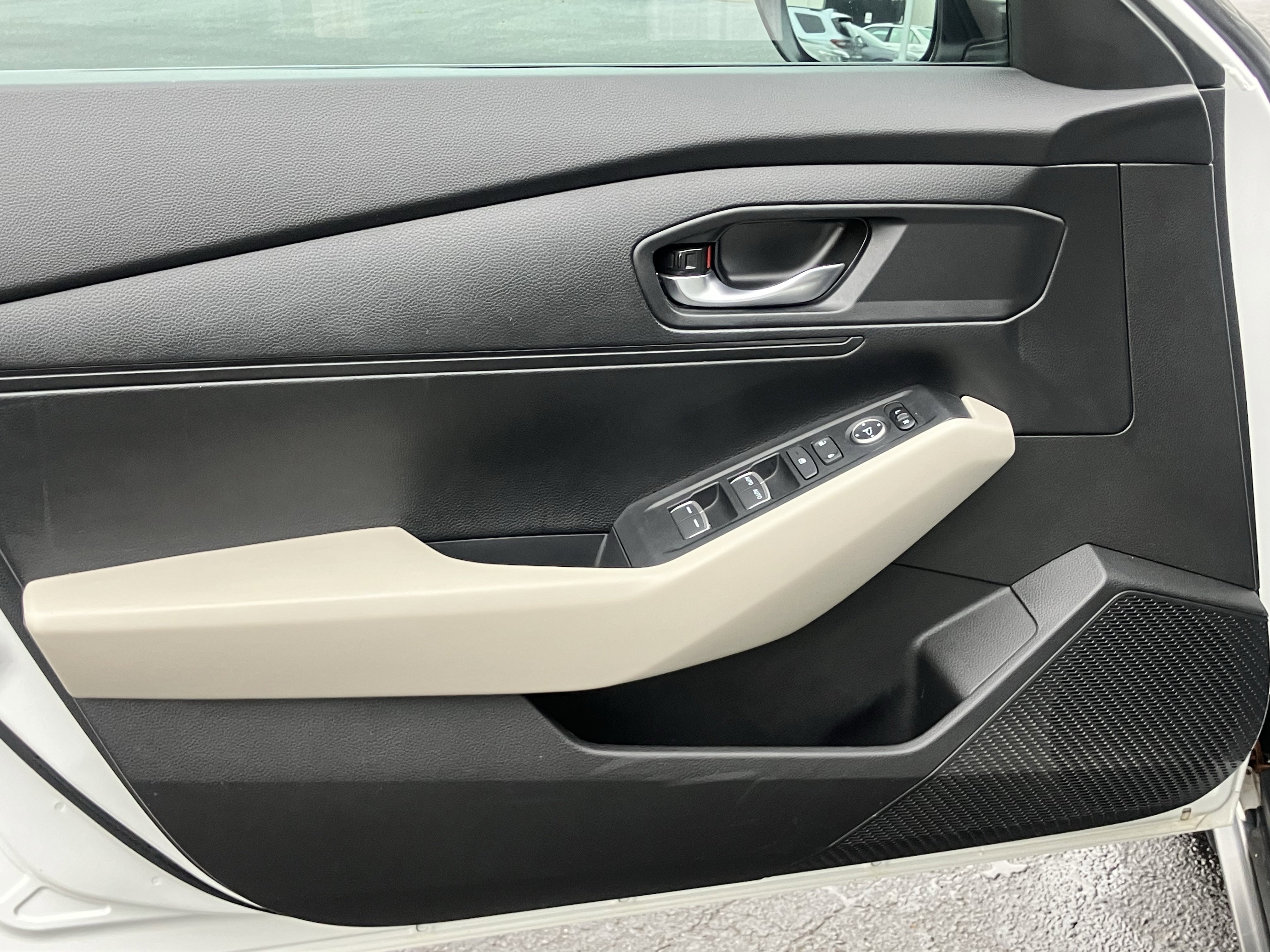 Used 2023 Honda Accord LX image 14