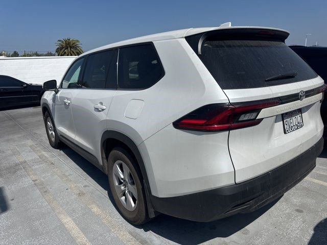 Used 2025 Toyota Grand Highlander FWD image 5