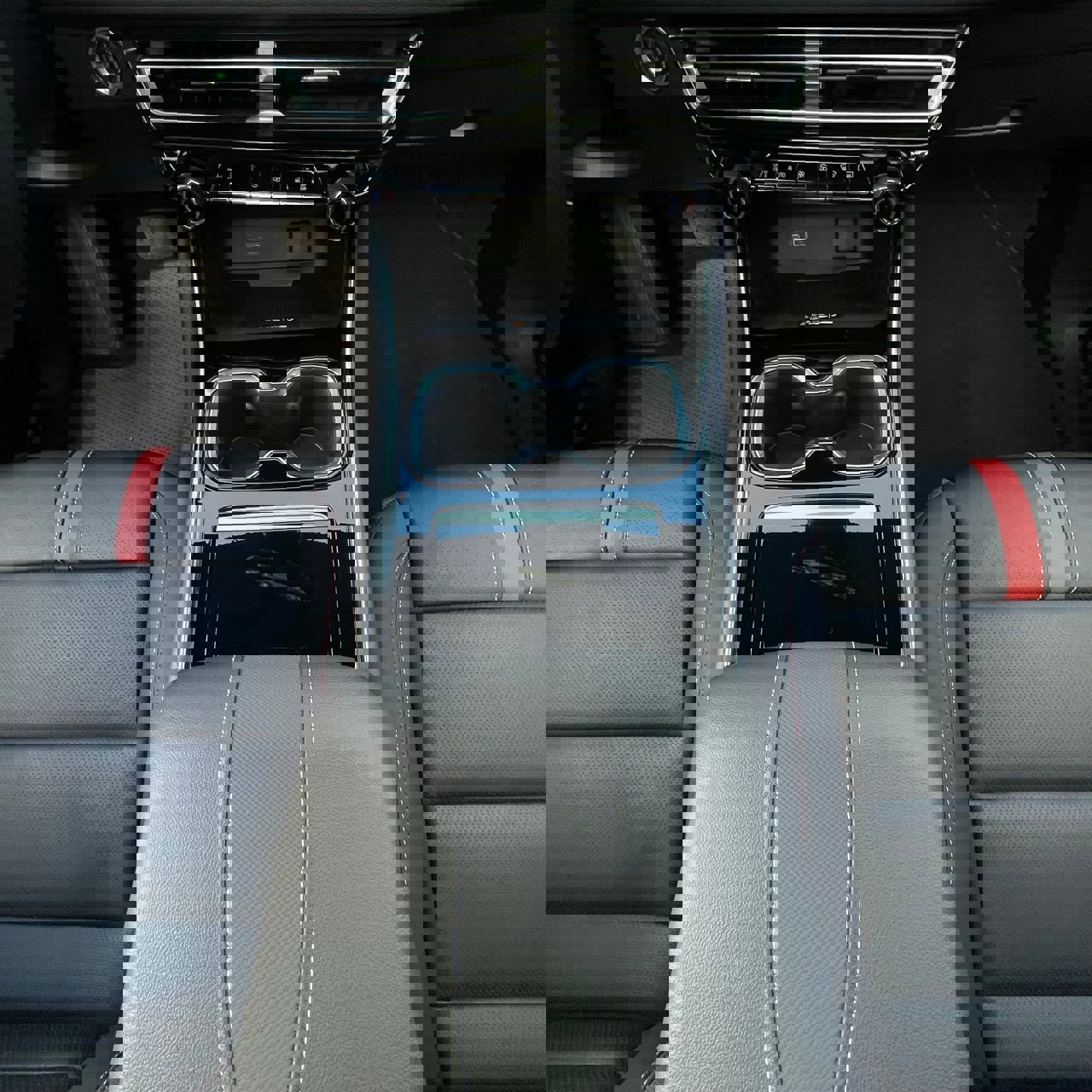 Used 2026 Chevrolet Traverse RS image 20