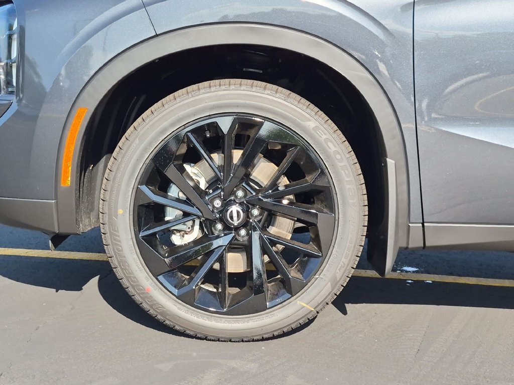 New 2026 Nissan Rogue SL AWD/4WD image 9