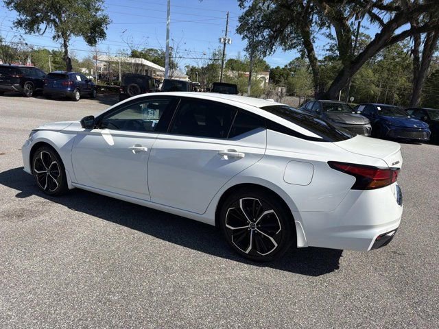 Used 2023 Nissan Altima 2.5 SR image 4