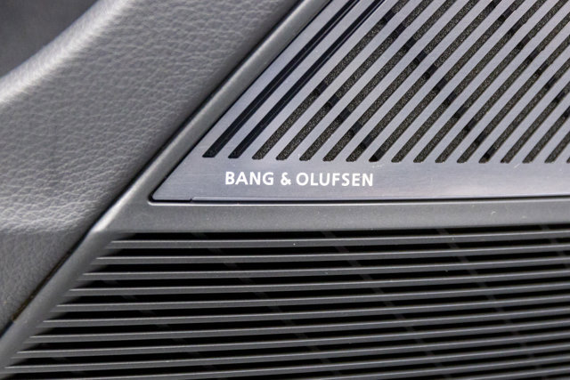 Used 2025 Audi RS Q8 performance image 45