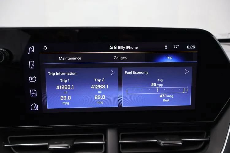 Used 2025 Chevrolet Trax LT FWD image 32