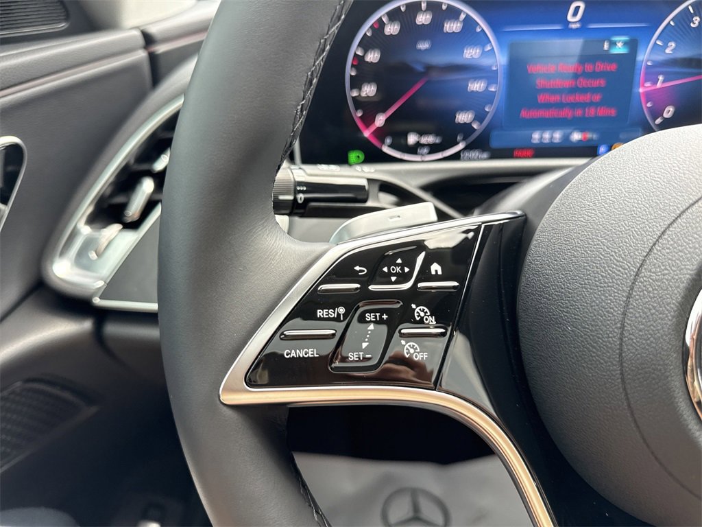 Used 2025 Mercedes-Benz E 350 4MATIC Sedan image 26