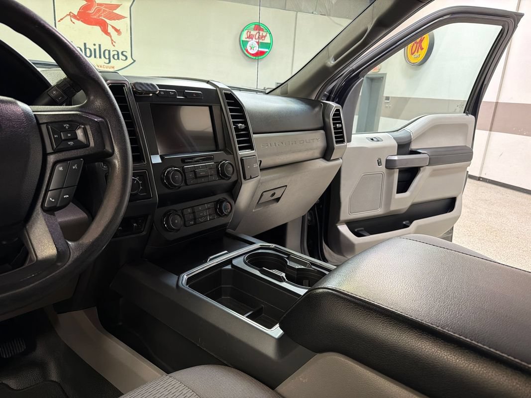 Used 2021 Ford F350 XLT w/ XLT Value Package AWD/4WD image 27