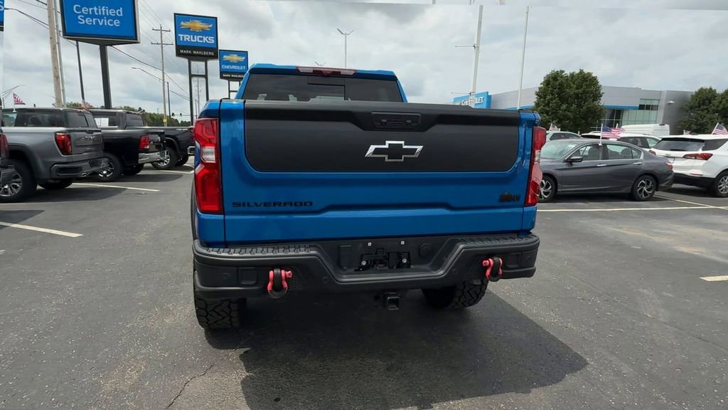 Used 2024 Chevrolet Silverado 1500 ZR2 w/ ZR2 Bison Edition AWD/4WD image 7