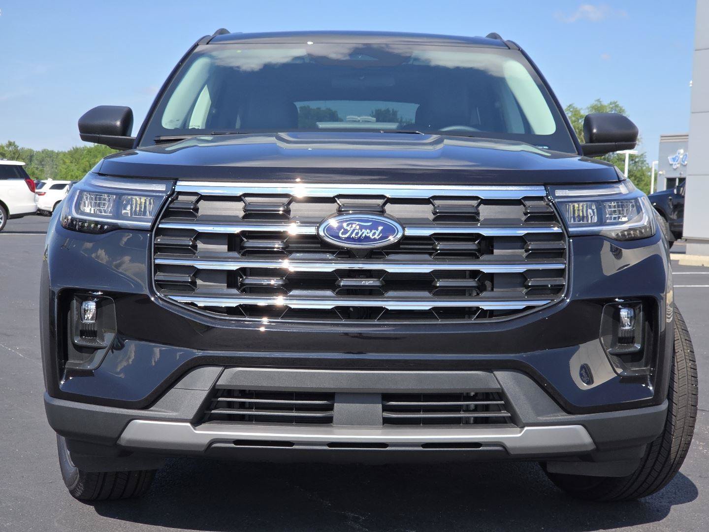New 2026 Ford Explorer Active w/ Active Comfort Package AWD/4WD image 14