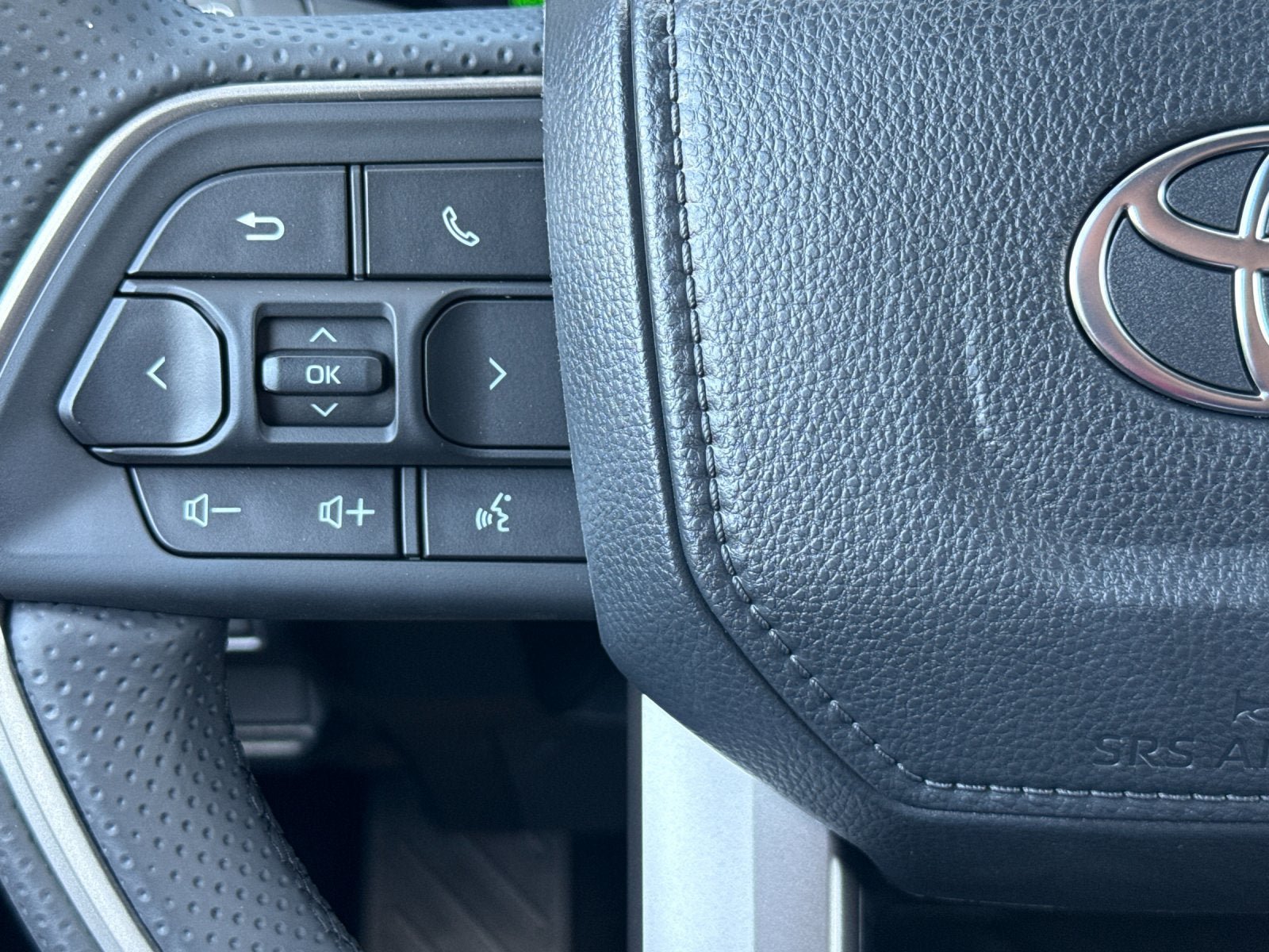 New 2026 Toyota 4Runner Limited AWD/4WD image 28