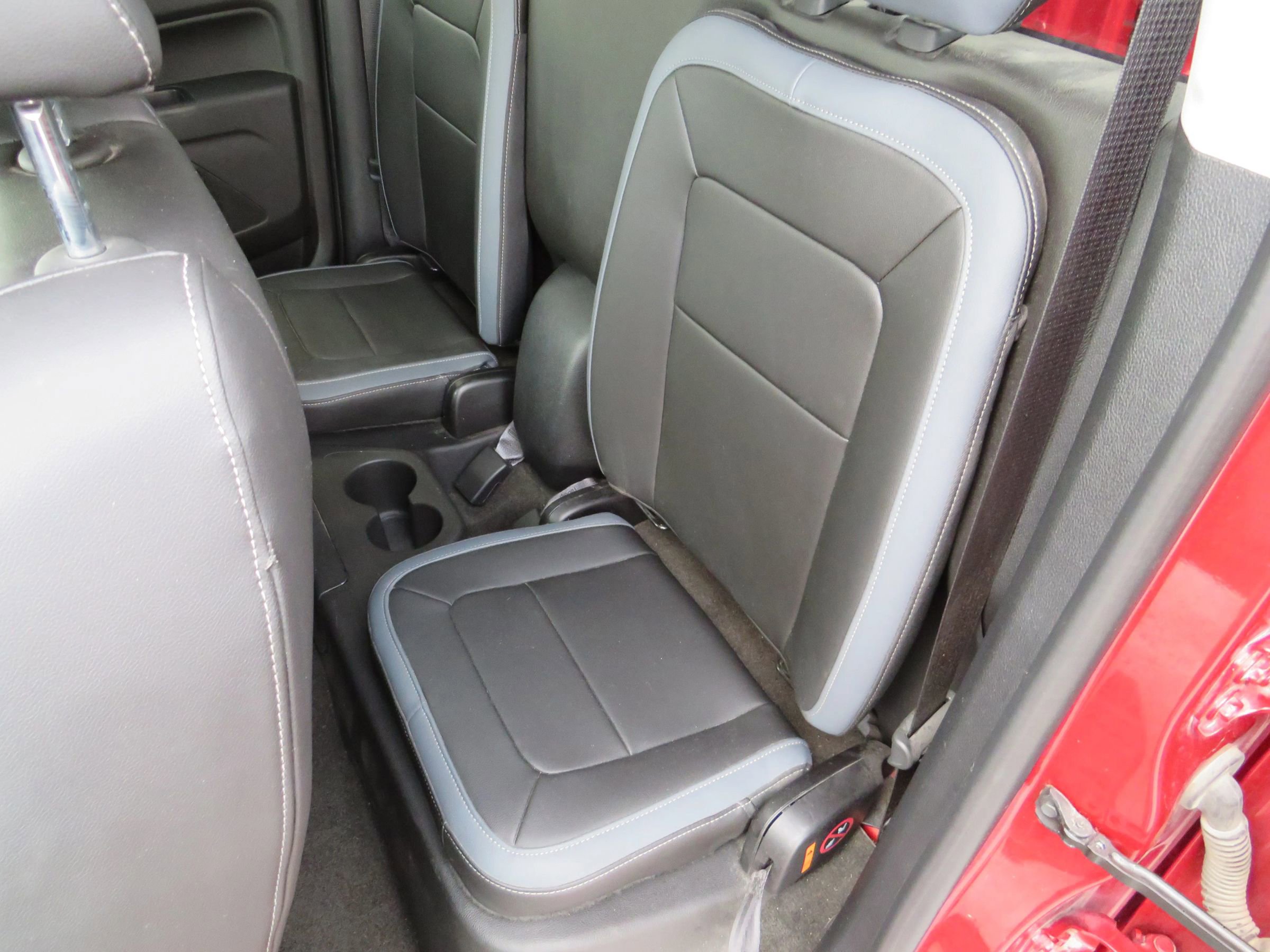 Used 2015 Chevrolet Colorado Z71 image 35