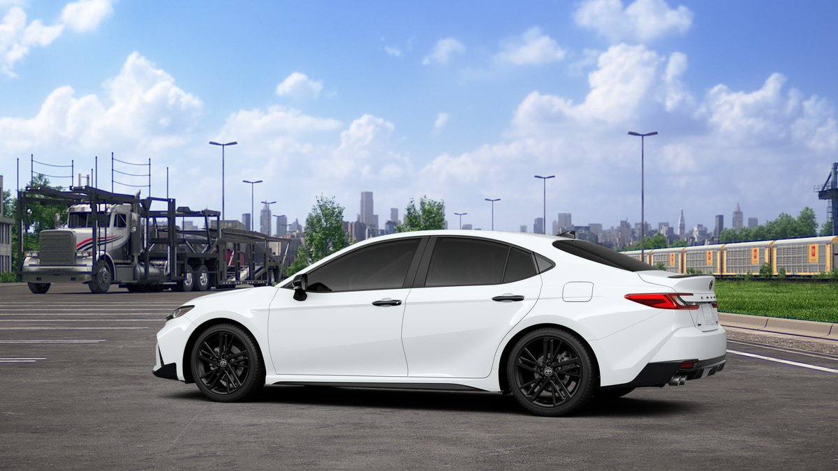 New 2026 Toyota Camry Hybrid w/ Multimedia Upgrade Package FWD image 5