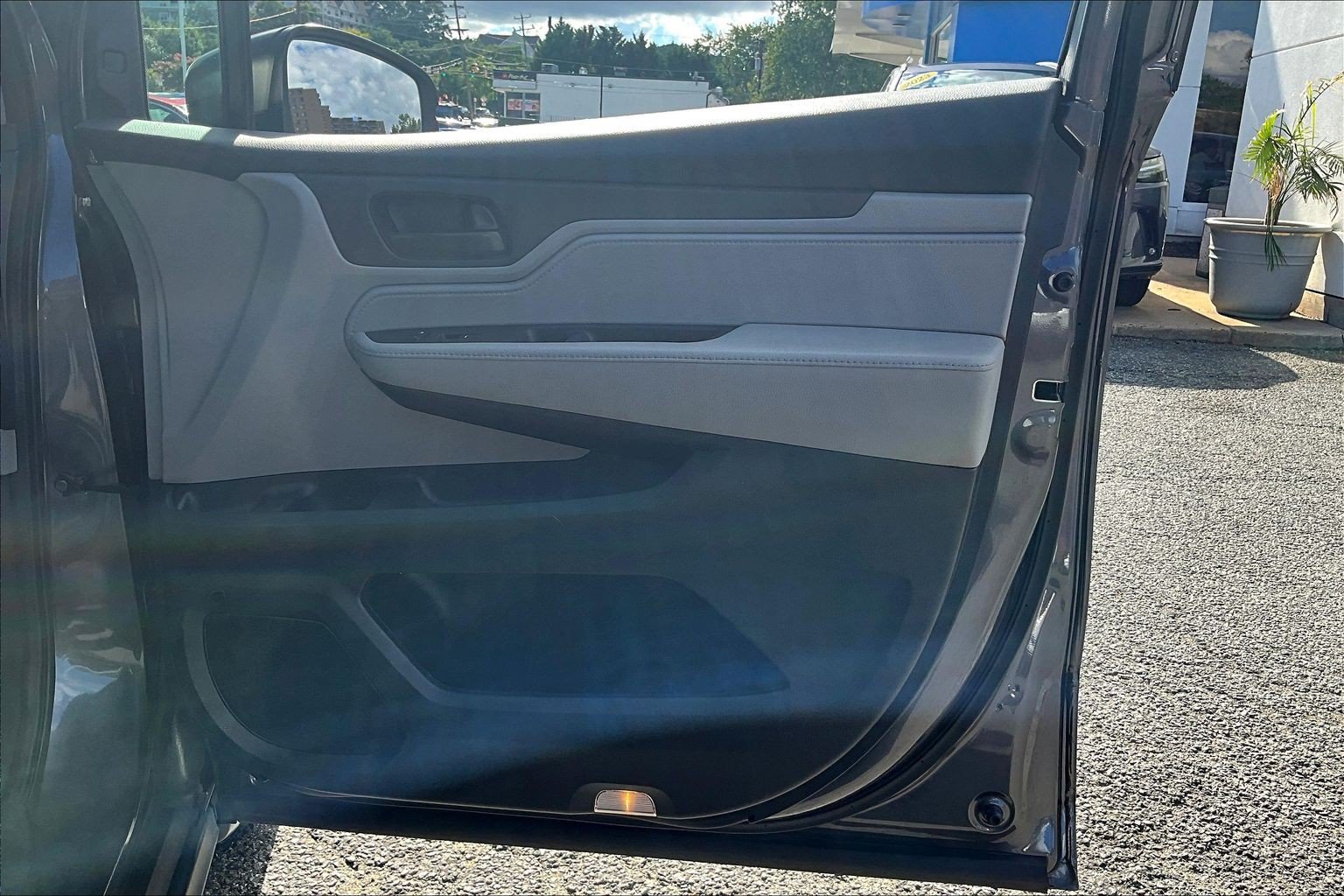 Used 2018 Honda Odyssey EX-L image 19