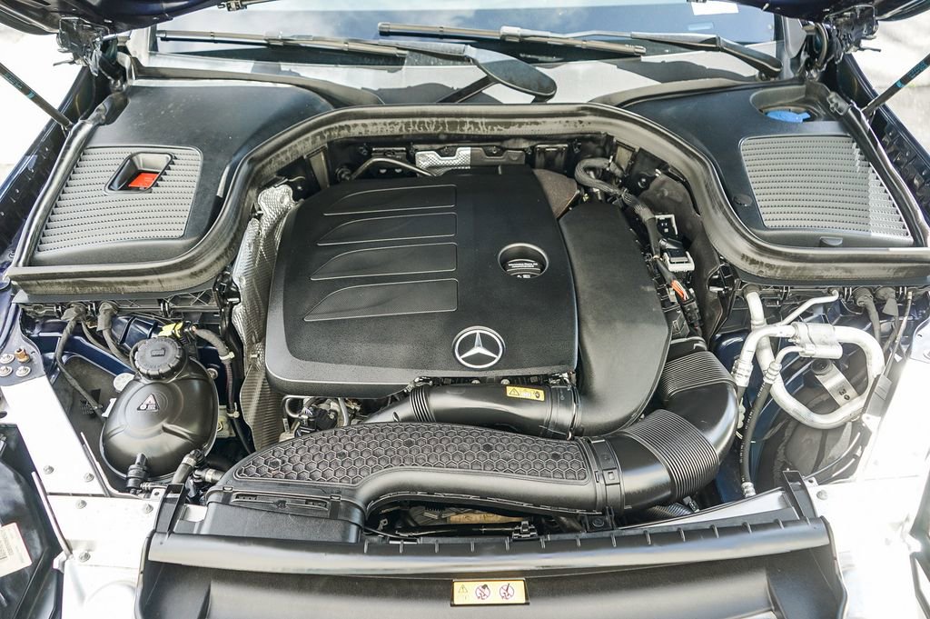 Used 2022 Mercedes-Benz GLC 300 4MATIC image 25