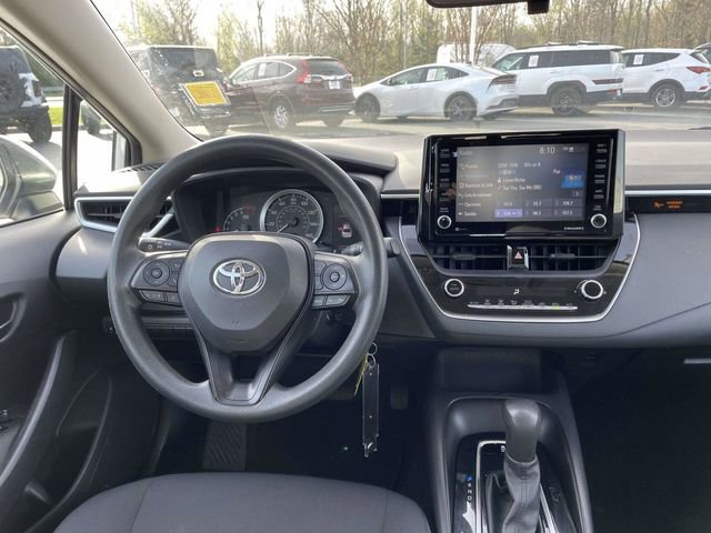 Used 2022 Toyota Corolla LE image 13