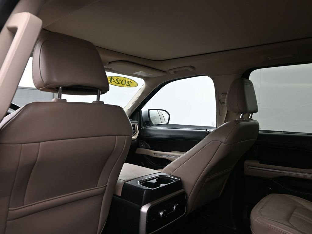 Used 2024 Ford Expedition Max Limited image 24