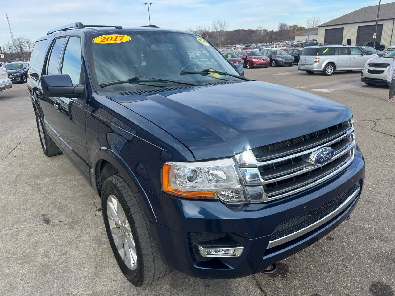 Used 2017 Ford Expedition EL Limited w/ Equipment Group 301A image 3