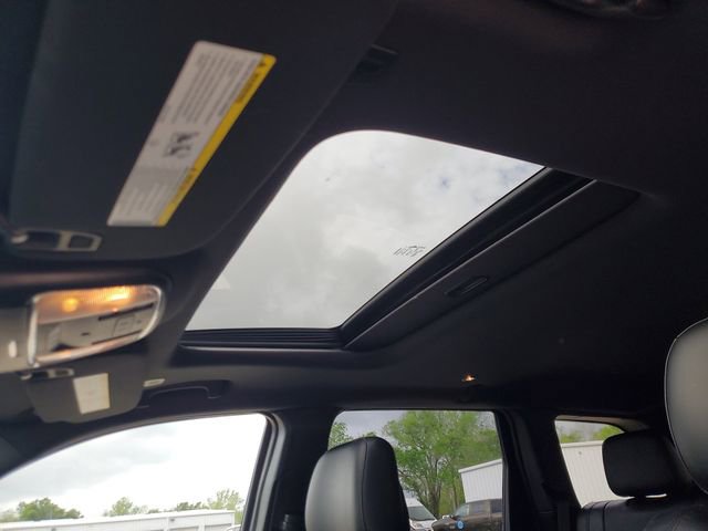 Used 2021 Jeep Grand Cherokee Limited w/ Premium Lighting Group image 32