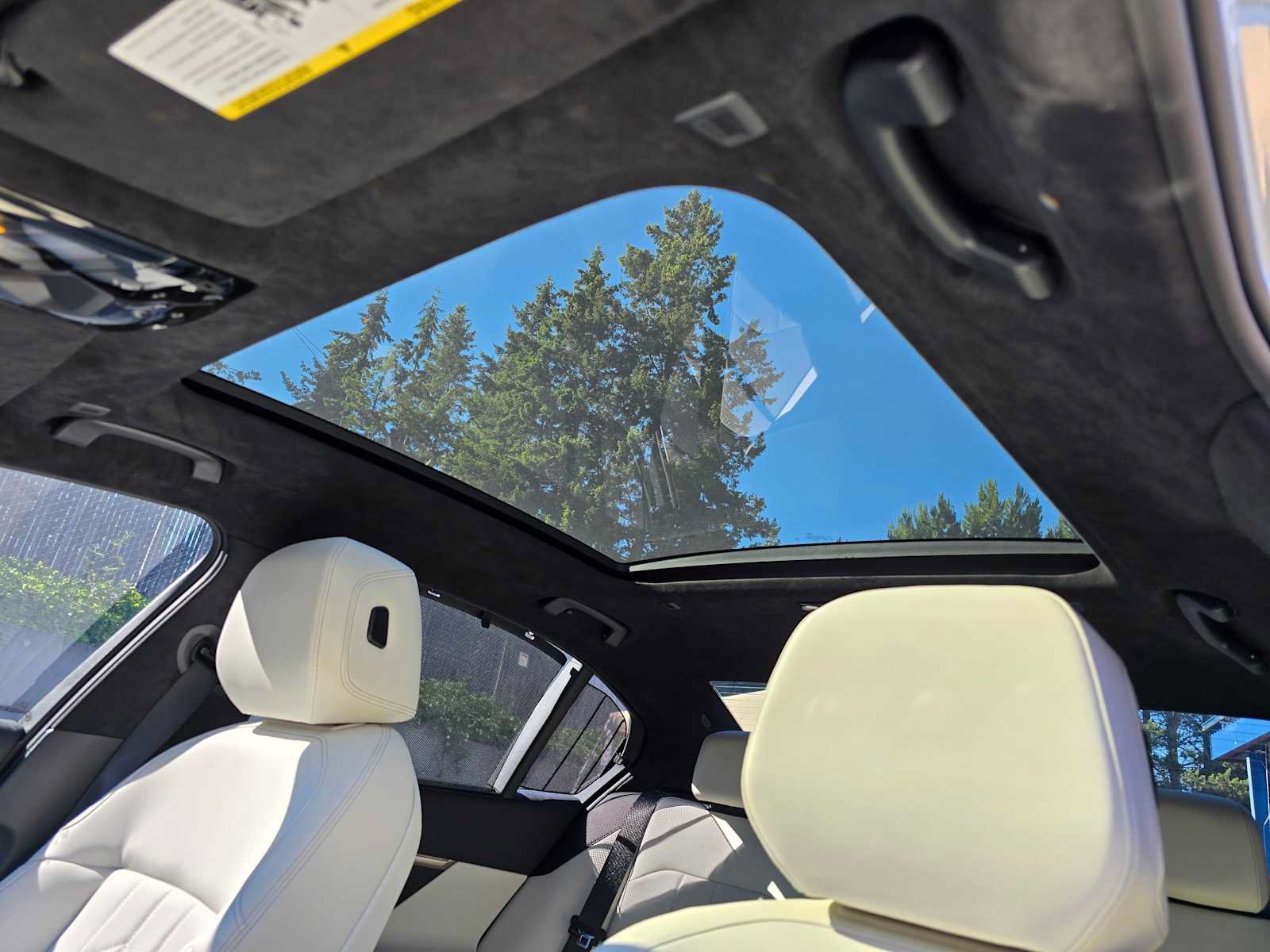 Used 2026 BMW 540i xDrive w/ Executive Package AWD/4WD image 22