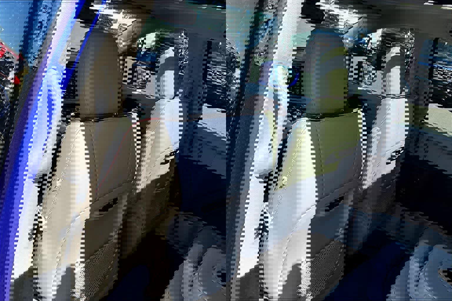 Used 2020 Chrysler Pacifica Limited image 12