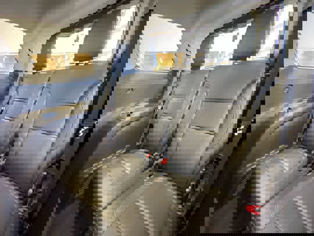 Used 2018 GMC Acadia SLT image 26