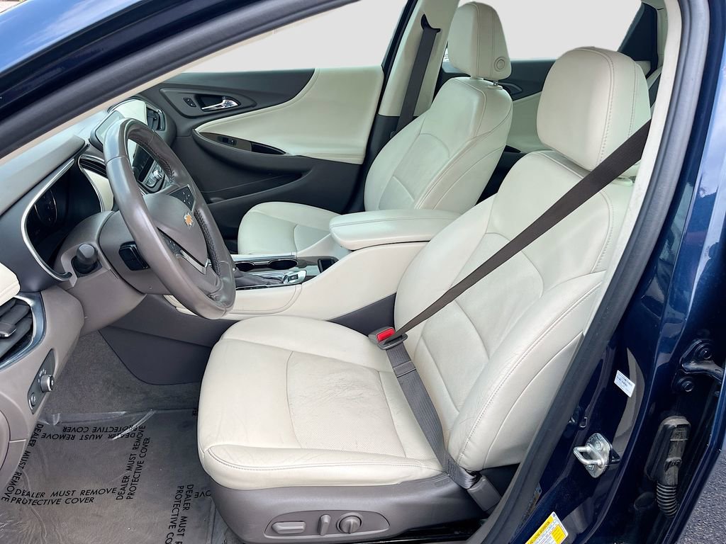 Used 2021 Chevrolet Malibu Premier FWD image 22