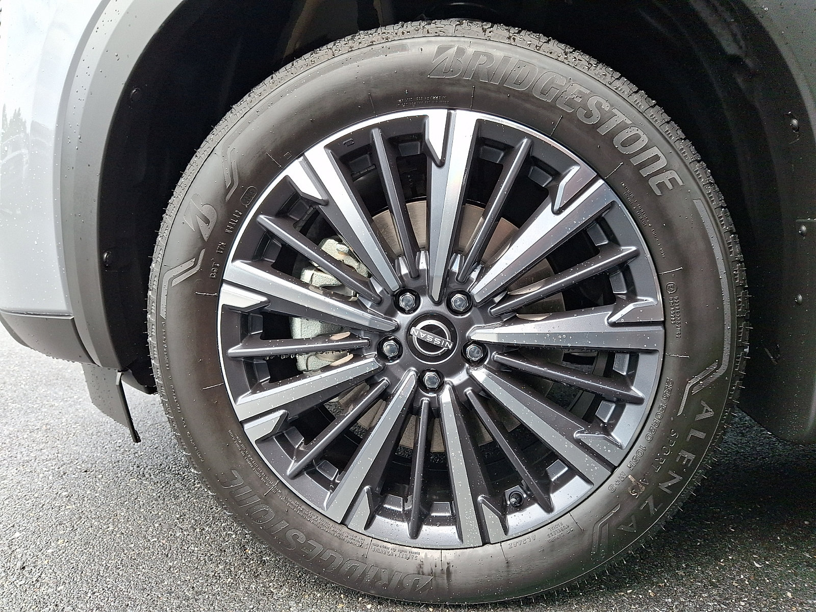New 2026 Nissan Pathfinder Platinum AWD/4WD image 4