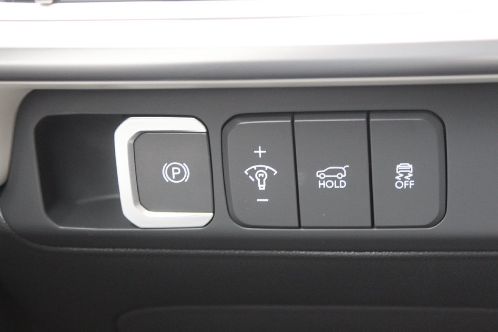 Used 2025 Hyundai Santa Fe SEL AWD/4WD image 32