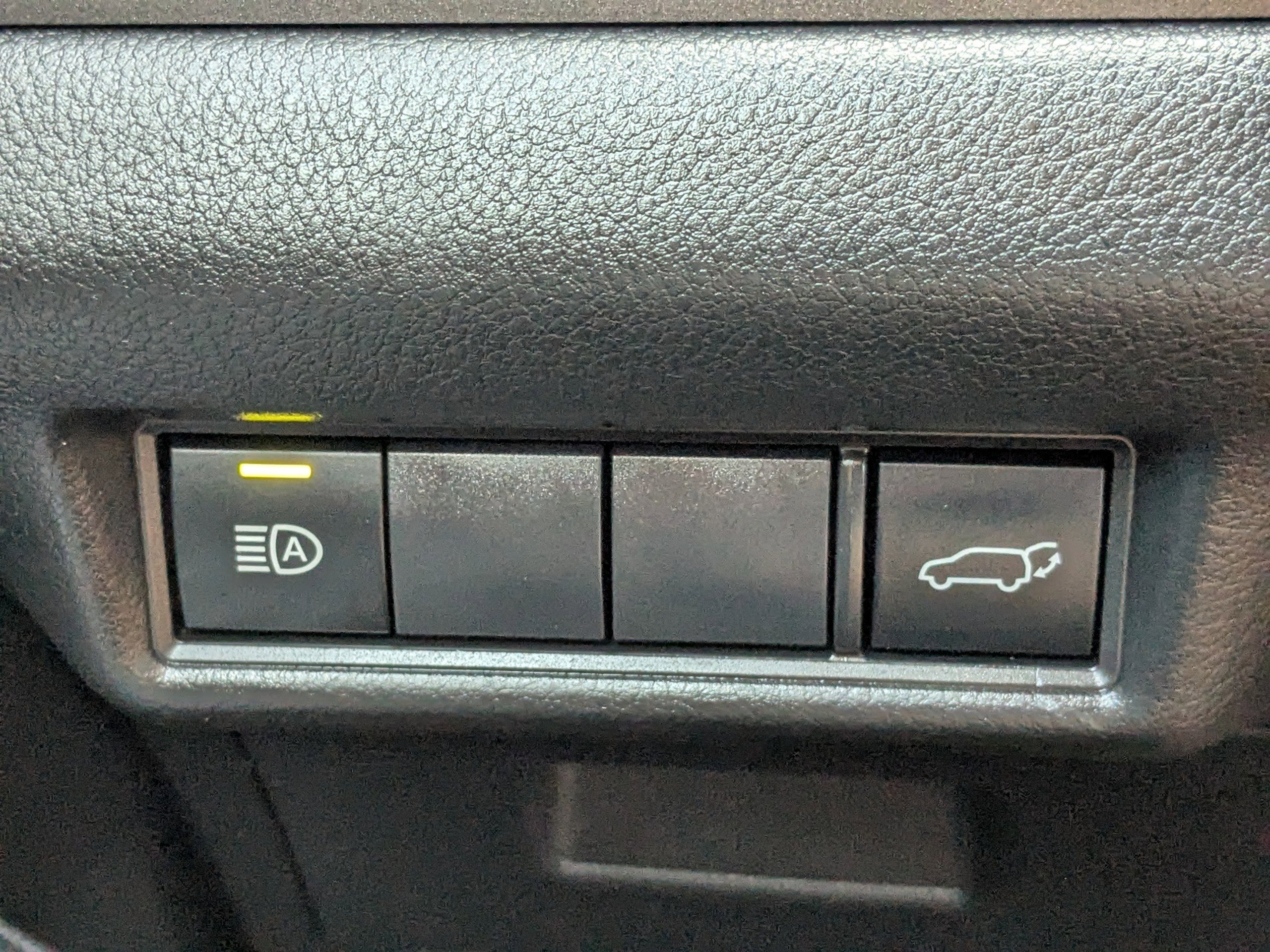 Used 2025 Toyota Grand Highlander AWD Hybrid image 33