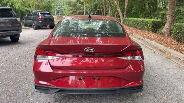 Used 2023 Hyundai Elantra SE FWD image 8
