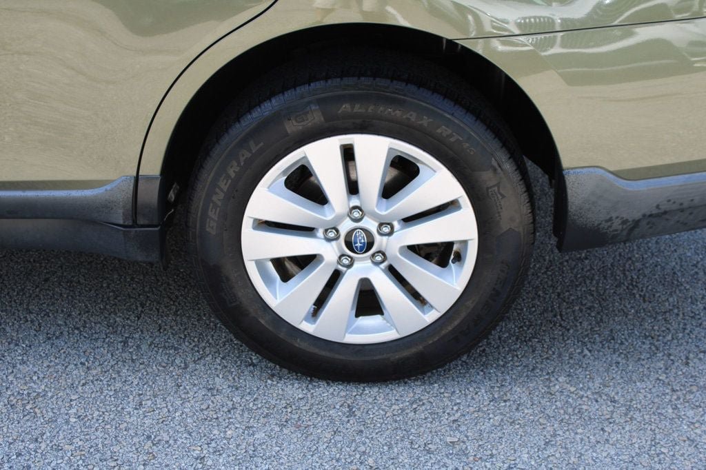 Used 2017 Subaru Outback 2.5i AWD/4WD image 38