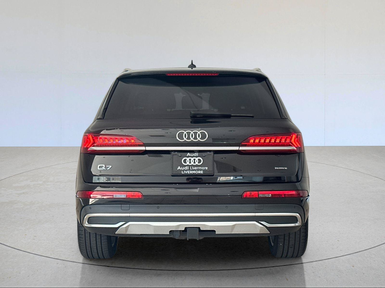 Used 2023 Audi Q7 3.0T Premium Plus w/ Premium Plus Package AWD/4WD image 5