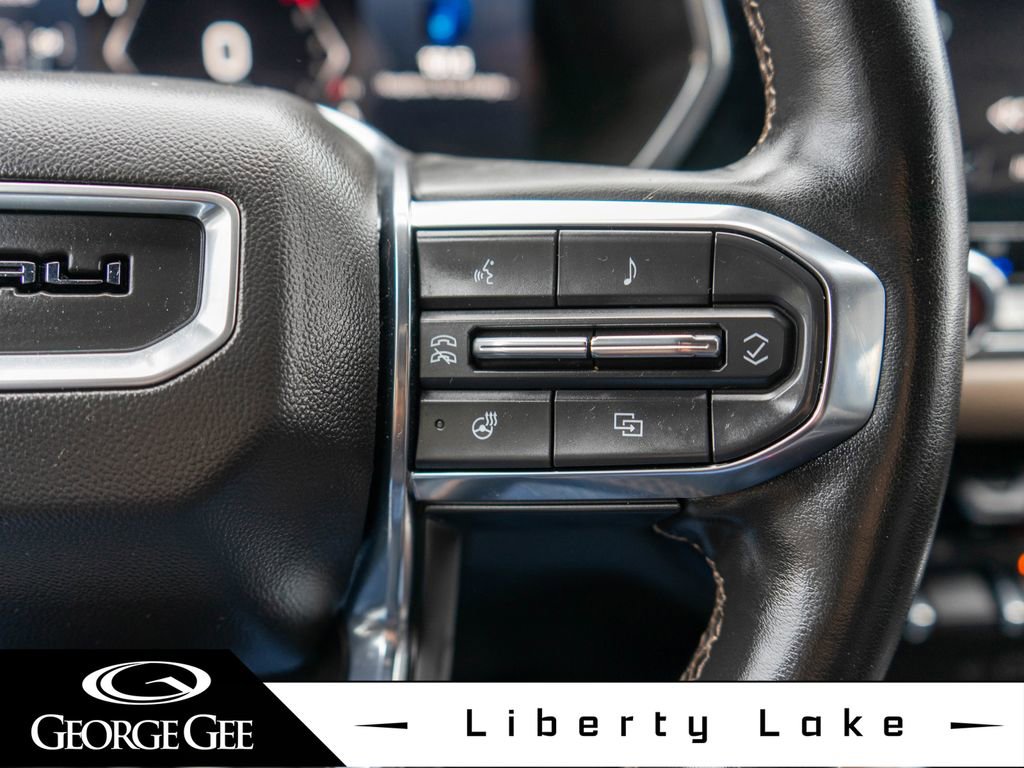 Used 2023 GMC Canyon Denali image 18