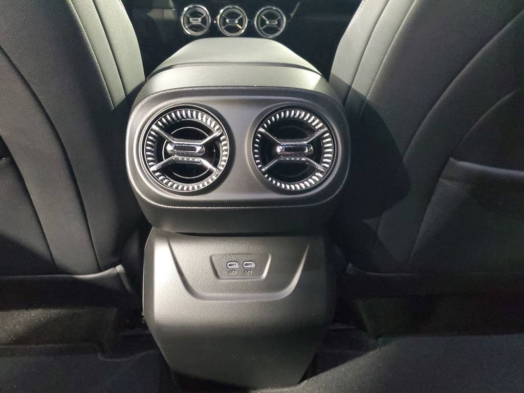 Used 2024 Chevrolet Blazer EV LT AWD/4WD image 11