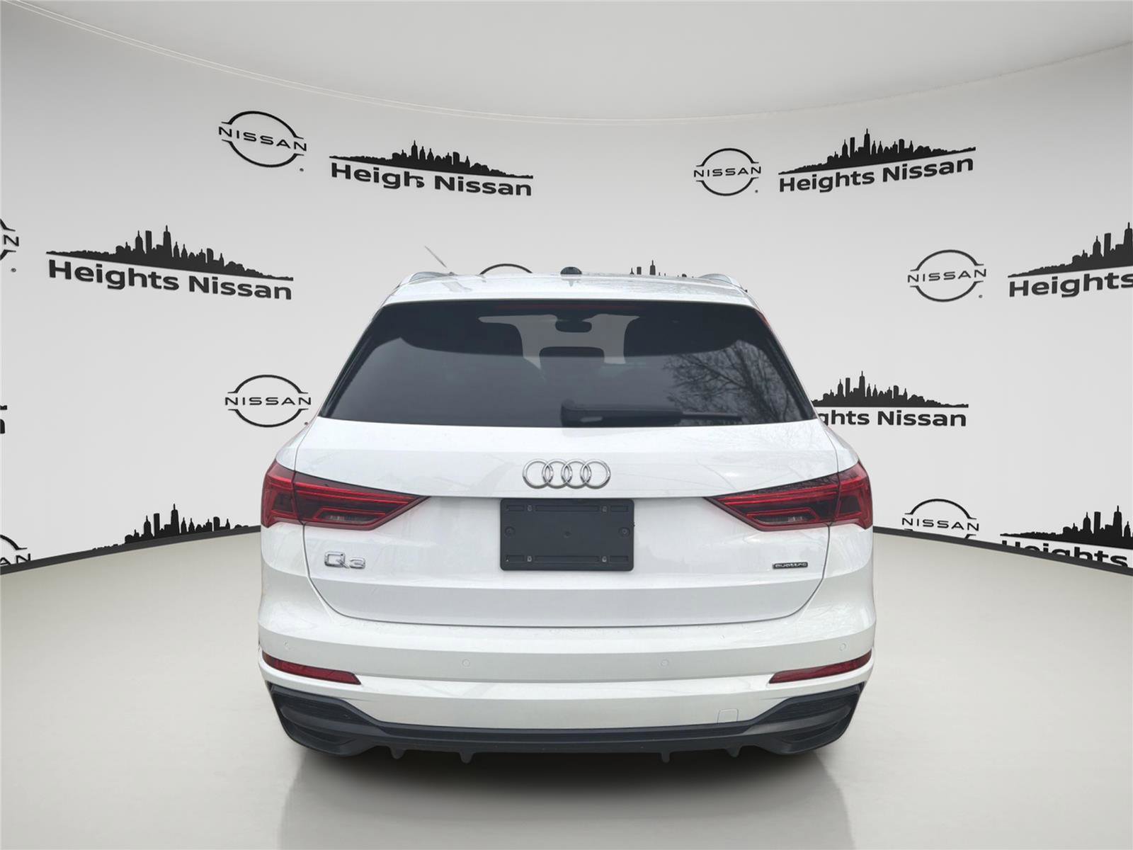 Used 2020 Audi Q3 2.0T Prestige w/ Prestige Package image 5
