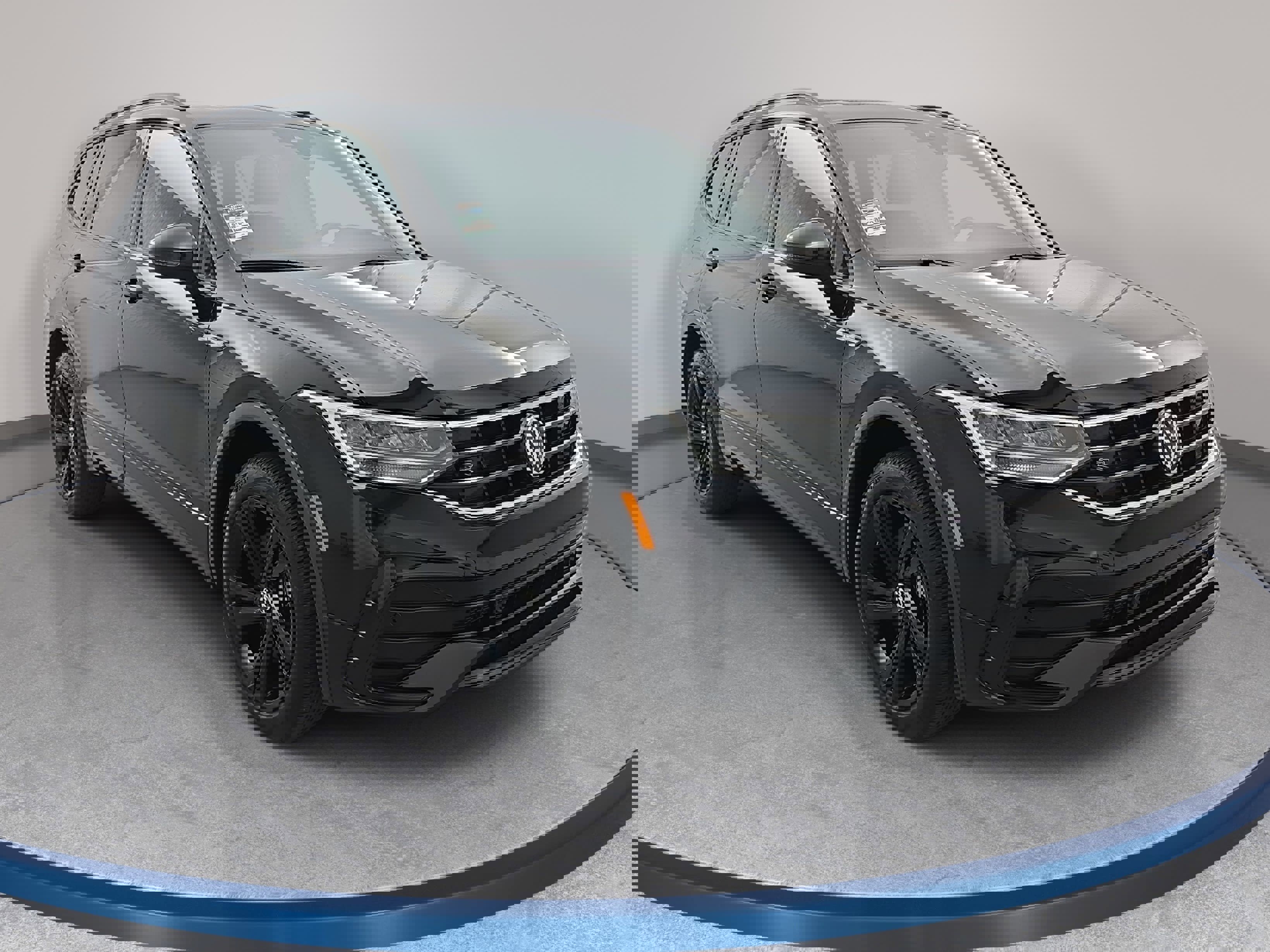 Certified 2024 Volkswagen Tiguan SE R-Line image 3