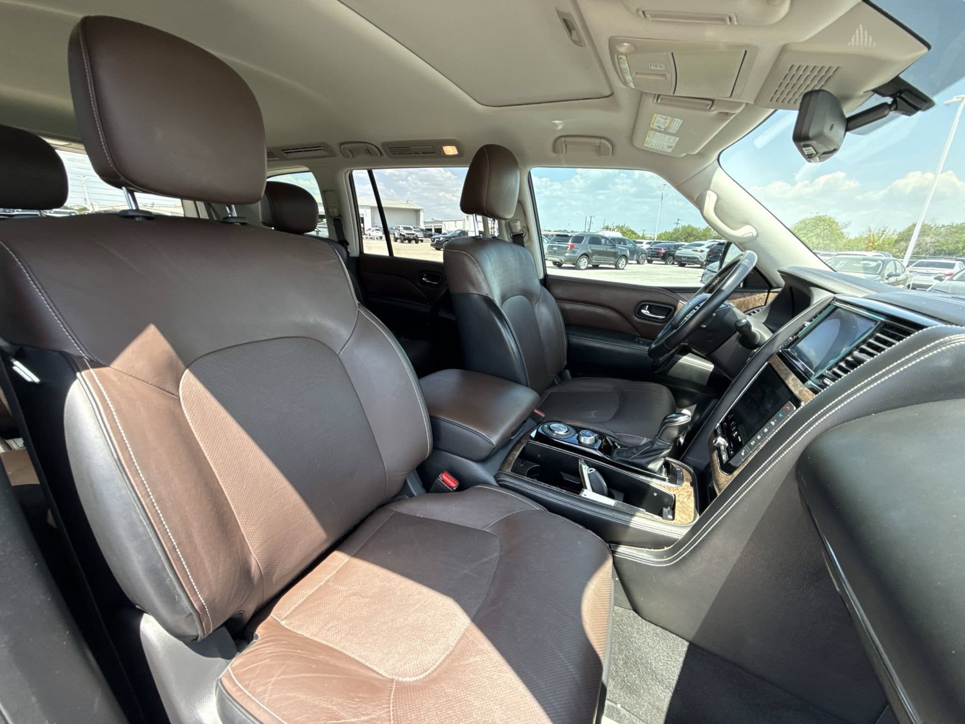 Used 2021 INFINITI QX80 Premium Select RWD image 27