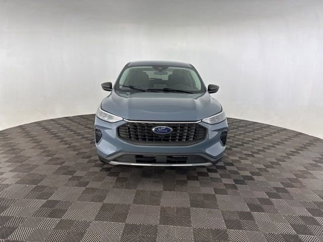 Used 2023 Ford Escape Active image 3