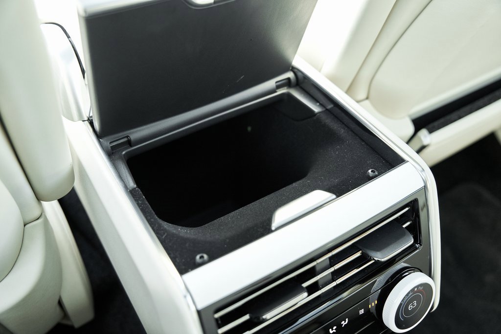 Used 2024 Land Rover Range Rover SV image 60