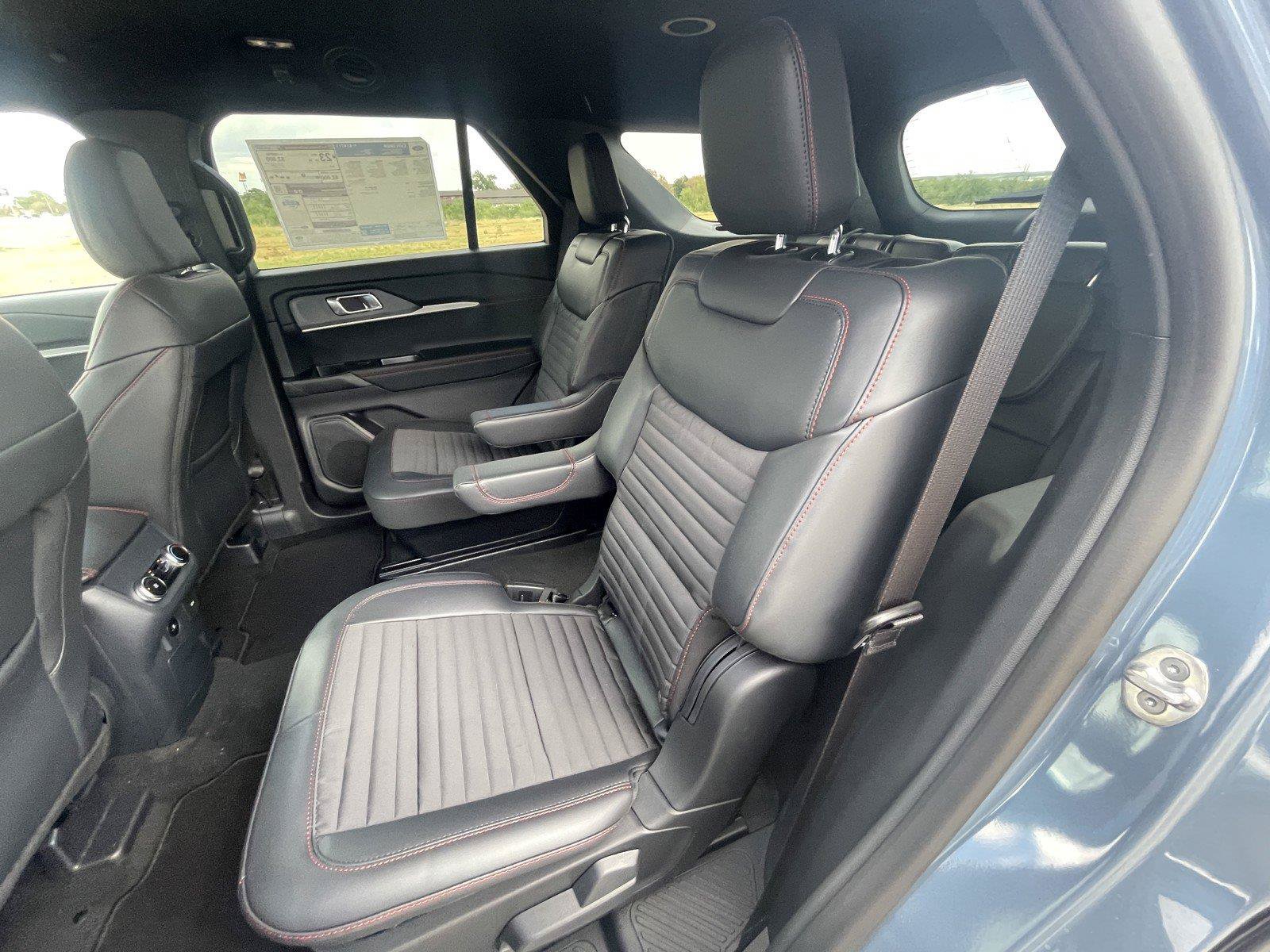 New 2027 Ford Explorer ST-Line RWD image 23