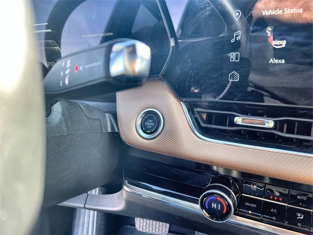 Certified 2025 Chevrolet Equinox ACTIV w/ Safety and Technology Package image 16