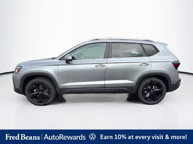 New 2027 Volkswagen Taos SEL AWD/4WD image 3