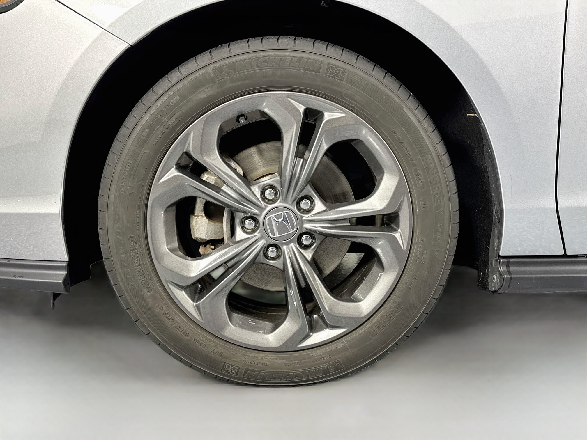 Certified 2023 Honda Accord EX image 30