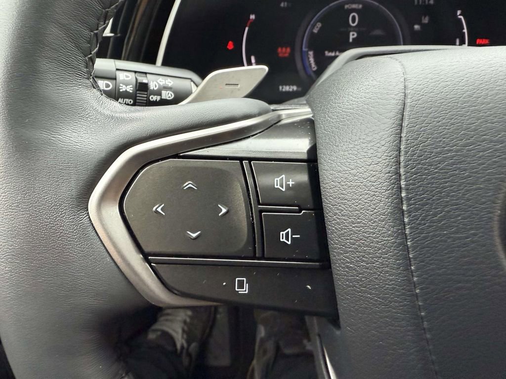 Used 2024 Lexus RX 350 image 23