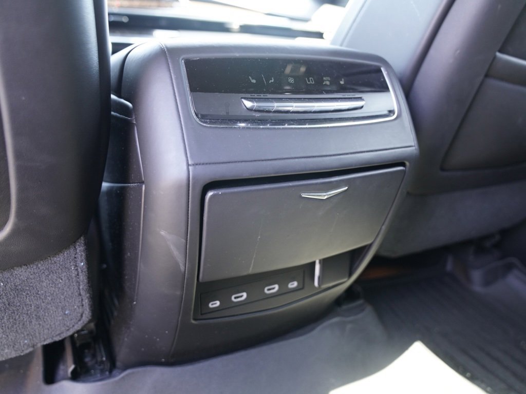 Used 2021 Cadillac Escalade Sport Platinum w/ Heavy-Duty Trailer Package image 26
