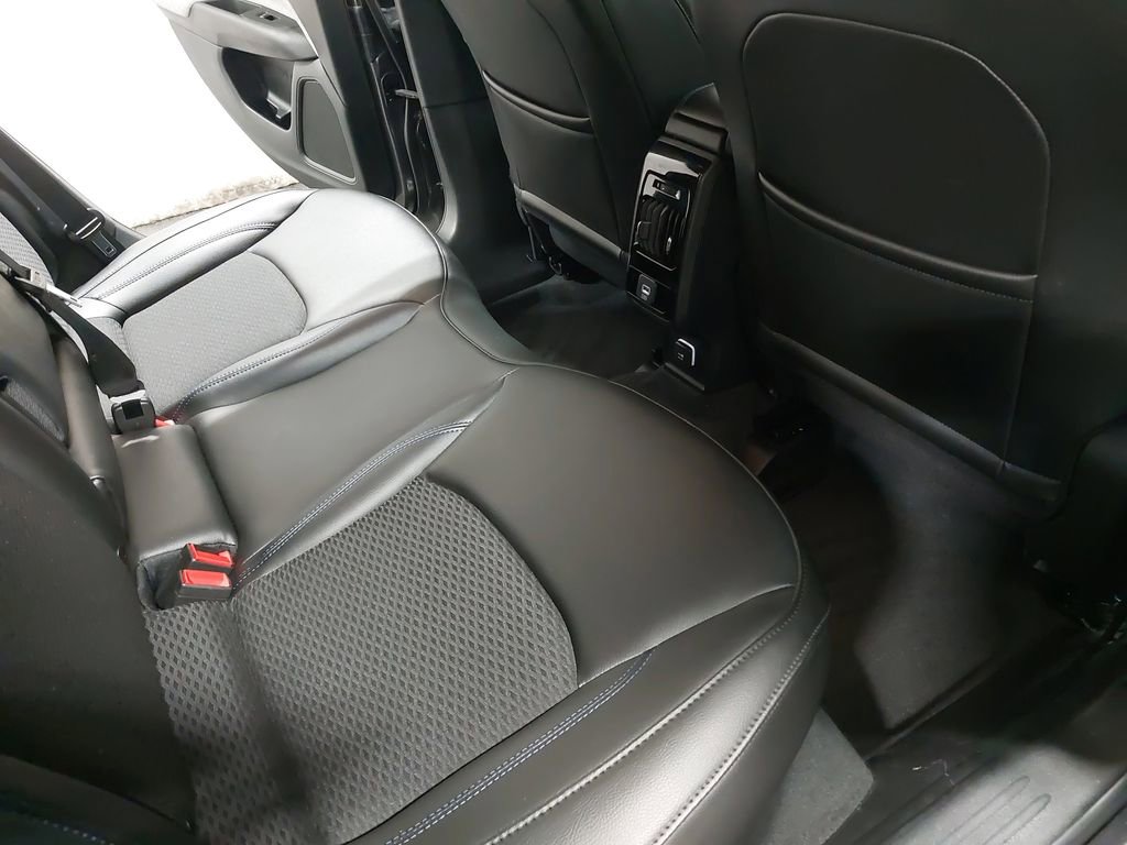 Used 2022 Jeep Compass Latitude image 11