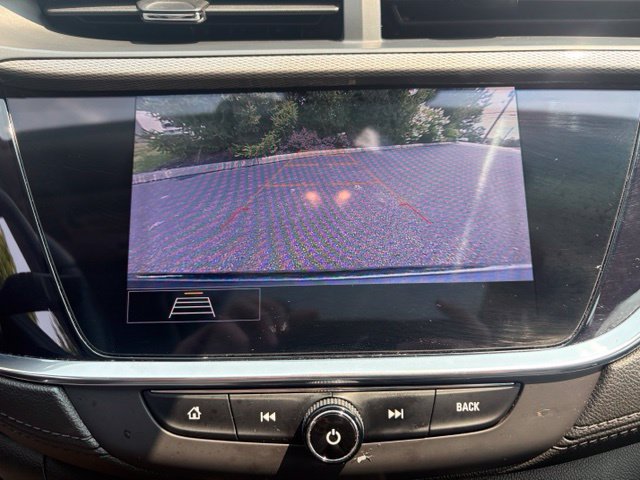 Used 2020 Buick Encore GX Essence w/ Experience Buick Package FWD image 36