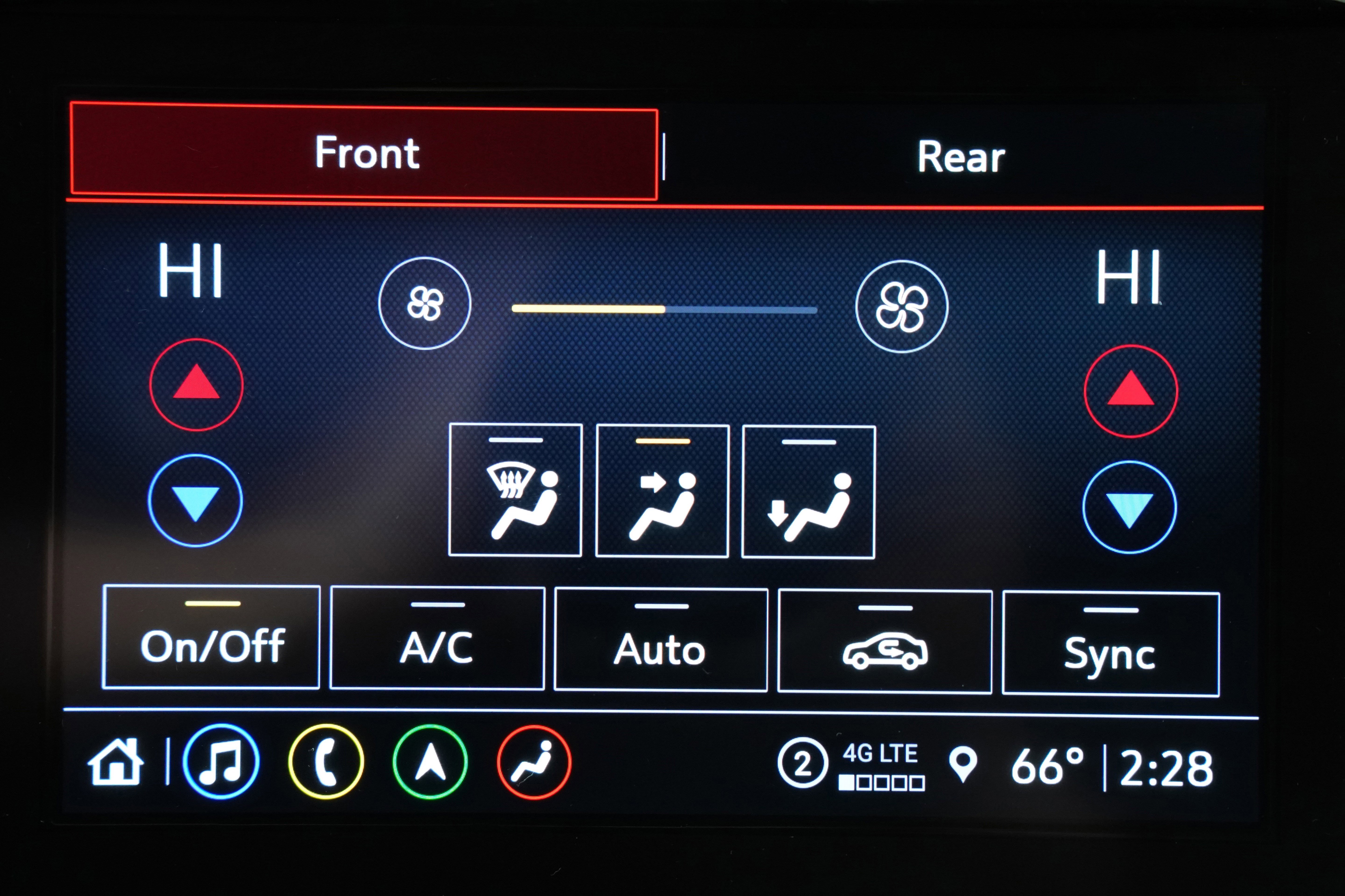 Used 2023 Chevrolet Traverse RS image 27