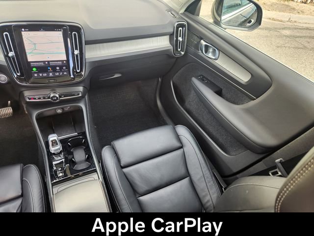 Certified 2023 Volvo XC40 B5 Ultimate w/ Climate Package AWD/4WD image 14