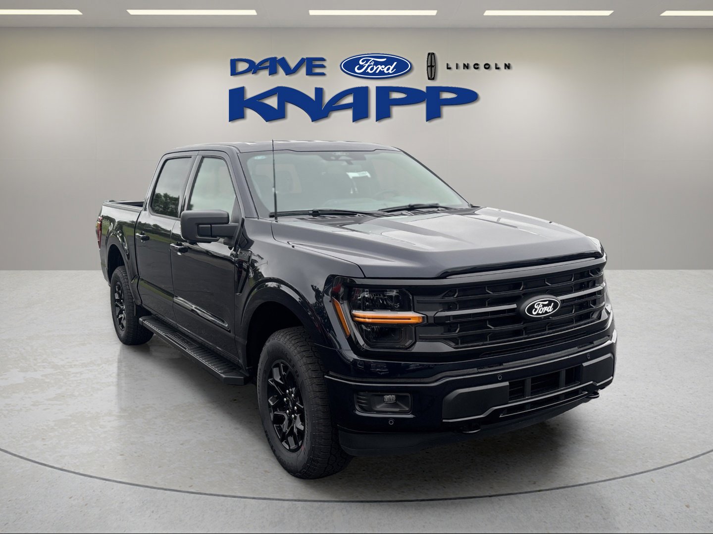 New 2025 Ford F150 XLT image 1