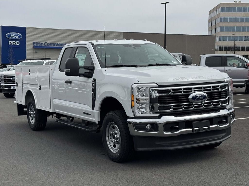 New 2026 Ford F350 XL w/ XL Chrome Package